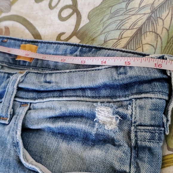 Pilcro and the Letterpress Jean shorts - Picture 3 of 10